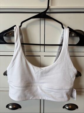Lululemon Athletica Reversable Scoop Neck Sports Bra